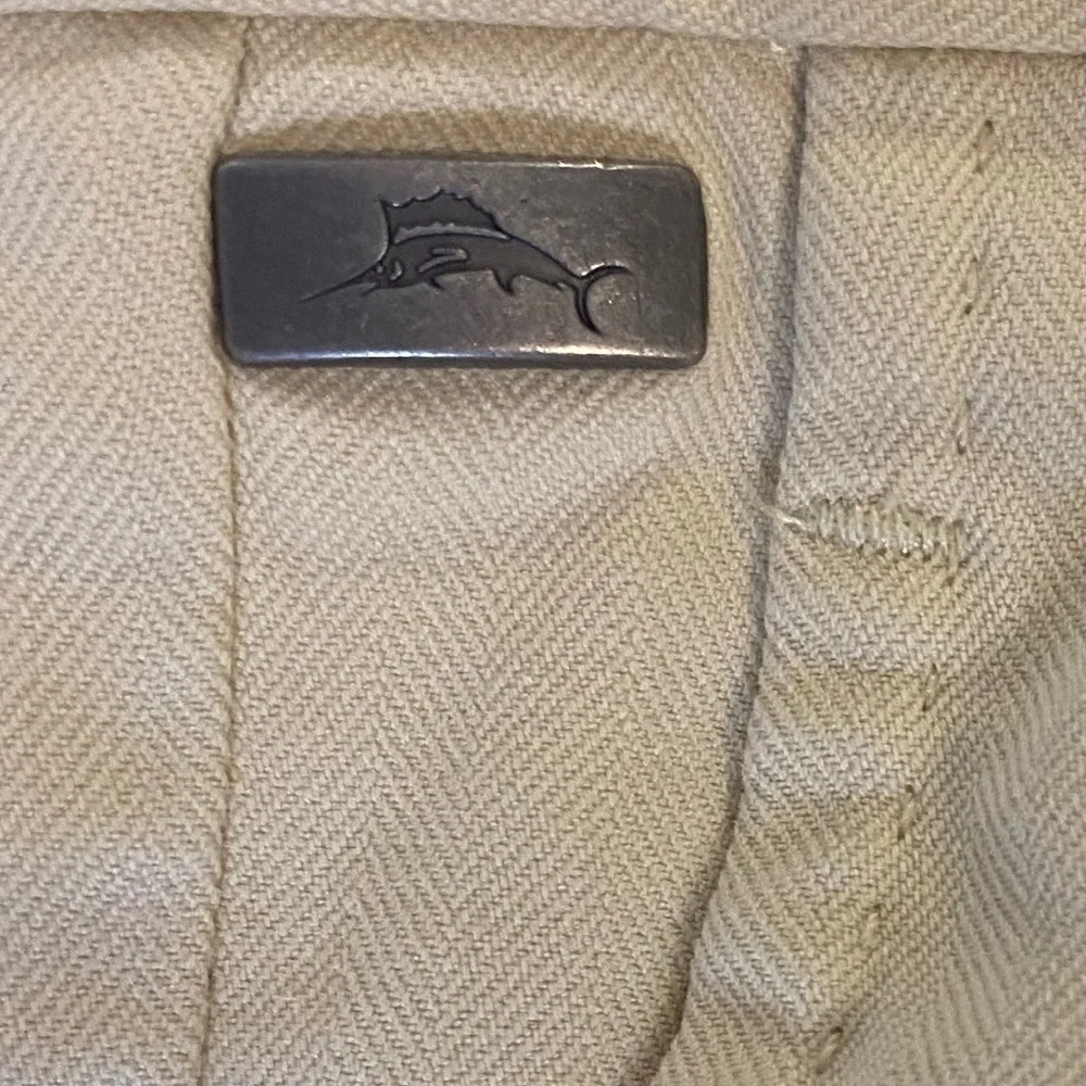 TOMMY Bahama khaki shorts size 40
